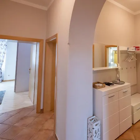 Lina Apartment *