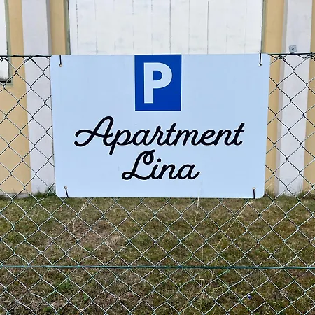 Lina * Klagenfurt am Woerthersee